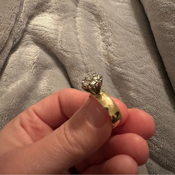 Wedding band ring size 7 - Picture 3 of 3